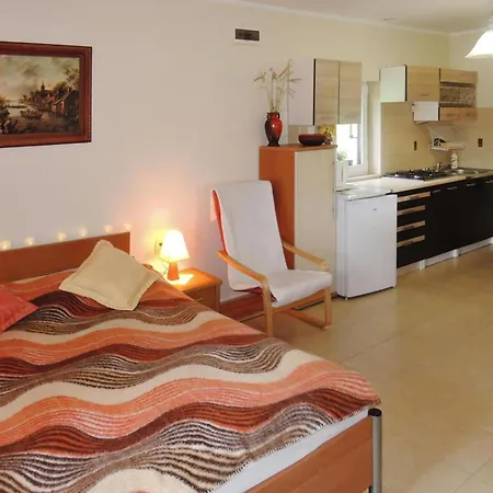 펜션 Holiday Home In Kolczewo Near Baltic Beaches, Cleaning Included 쿠크제보